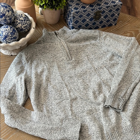 croft & barrow Other - Men’s Gray & Black Marled 1/4 Zip Sweater